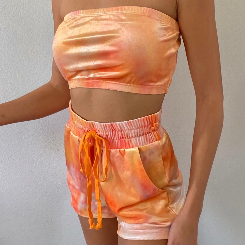 NWT Velvet Bandeau and Shorts Lounge Set Orange Tie Dye Spring Outfit